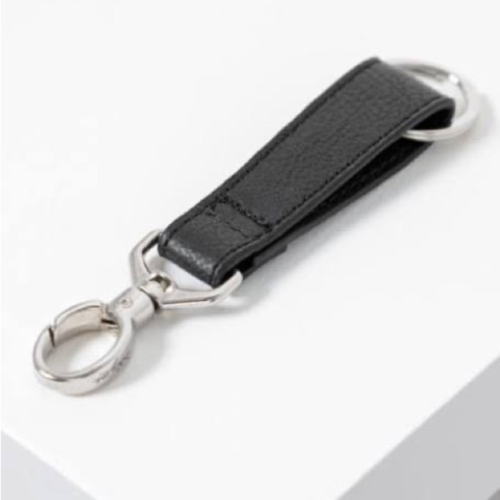 Thirty-One Always On Keychain - Black